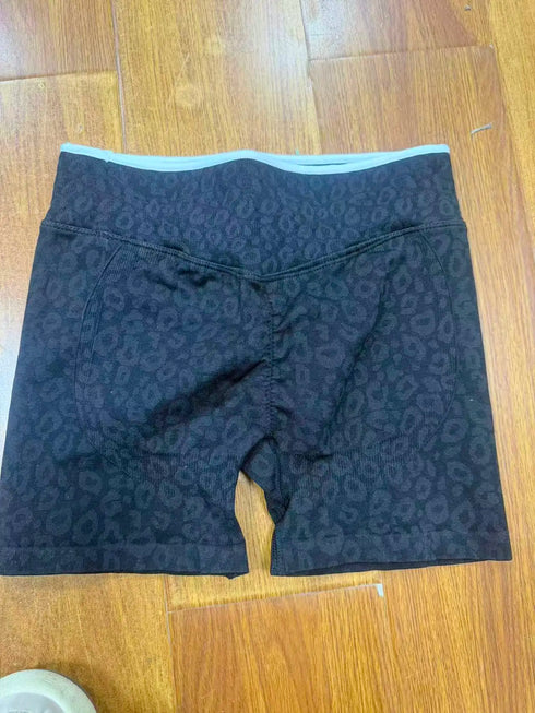 Quick drying seamless yoga shorts for women, high waisted, hip lifting, abdominal tightening, running and fitness pants