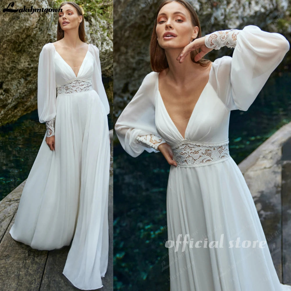Lakshmigown A-Linie Tiefer V-Ausschnitt Spitze Applikationen Lange Ärmel Brautkleid 2026 Bodenlang Rückenfreies Brautkleid Maßgeschneidert