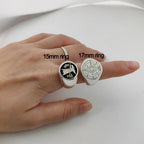 Personalisierter gravierter 17 mm runder Siegelring, gravierte Buchstaben, Logo-Ringe, modischer Kupfer-Schmuck für Herren