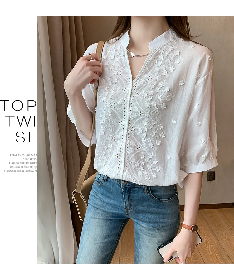 Sommer Blumenstickerei Spitzenbluse Mode Damen V-Ausschnitt Freizeitshirt Chic Kurzarm Hohl-Out Oberteile Elegante Blusen 24350