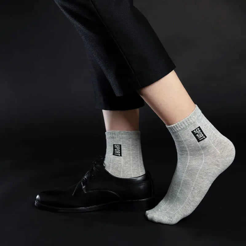 20 Stück = 10 Paar hochwertige Herrensocken aus Baumwolle, atmungsaktiv, schweißabsorbierend, mittellang, schwarze Socken, Deodorant, Business-Herren-Geschenk-Socken
