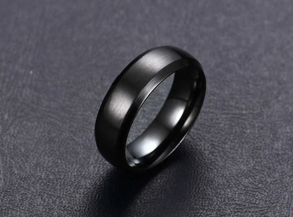 Vnox Personalisierter Edelstahlring mit abgeschrägter Kante und gebürsteter Mitte für Herren und Damen, schwarzer Ehering, individueller Namensbuchstaben-Datum-Ring