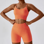 Joyyoung ODM/OEM Neues sexy Trainingsbekleidung nahtloses geripptes High-Impact-BH Scrunch Shorts Yoga Sets Fitness Sportbekleidung