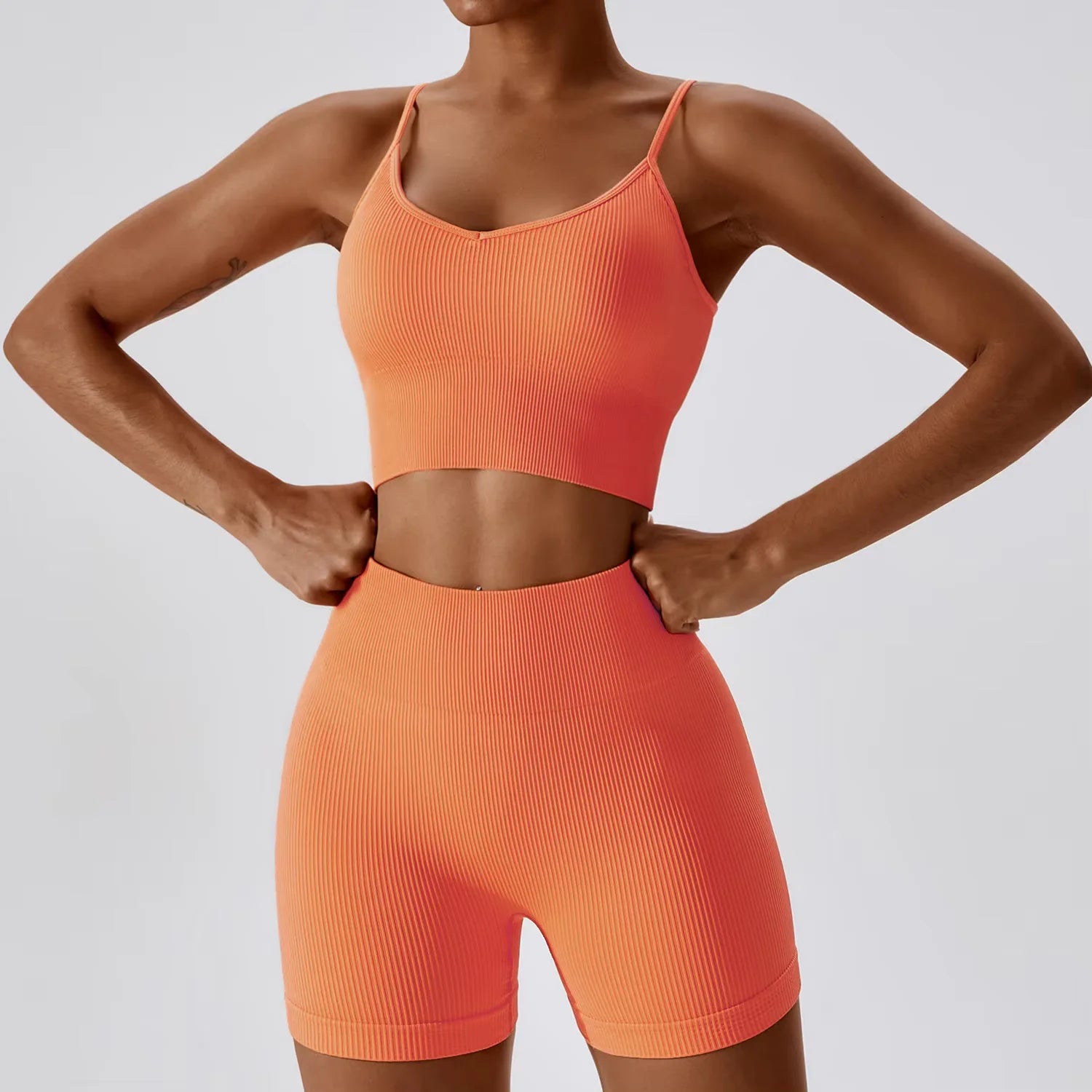 Joyyoung ODM/OEM Neues sexy Trainingsbekleidung nahtloses geripptes High-Impact-BH Scrunch Shorts Yoga Sets Fitness Sportbekleidung