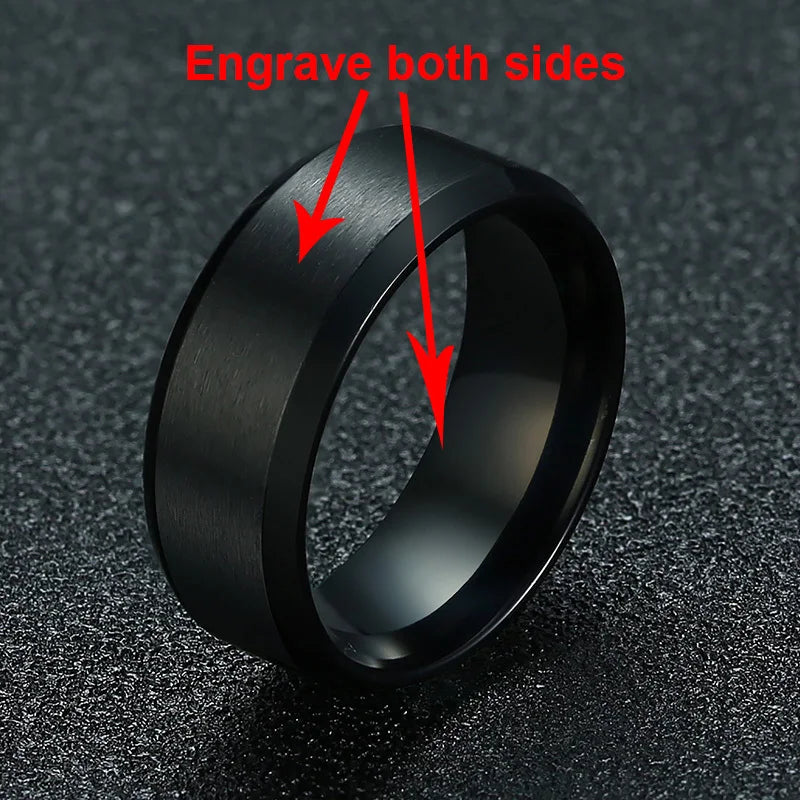 Vnox Personalisierter Edelstahlring mit abgeschrägter Kante und gebürsteter Mitte für Herren und Damen, schwarzer Ehering, individueller Namensbuchstaben-Datum-Ring