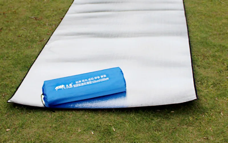 Aluminiumfolie Feuchtigkeitsdichte Unterlage Outdoor Camping Wasserdichte Zeltunterlage Tragbare Picknickmatte Leichte Wander Schlafunterlage