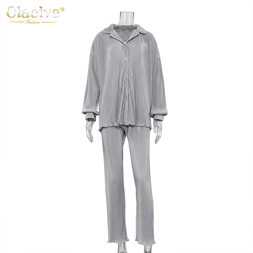Clacive Lässiger locker sitzender Hausanzug Herbst Langarmbluse mit High-Waist-Hose Set Damen Elegantes plissiertes beiges 2-teiliges Hosenset