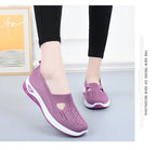 Damen Neue Sommerschuhe Mesh Atmungsaktive Sneaker Leichte Slip-on Plateau Freizeitschuhe Damen Rutschfeste Gehschuhe Gewebte Schuhe