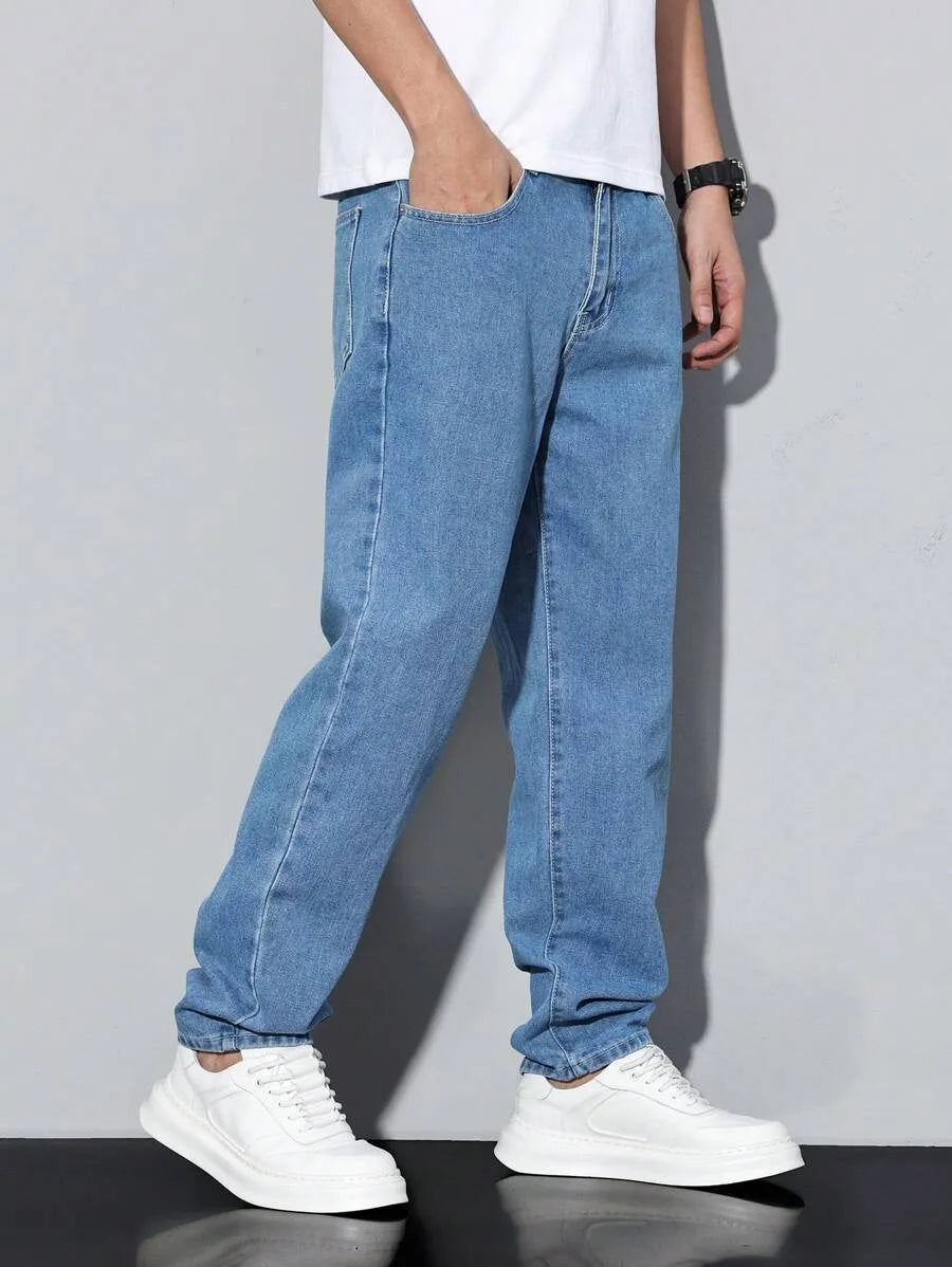Herren Skinny Jeans mit geradem Bein, gerades und schlichtes Design, geeignet für den Alltag zu allen Jahreszeiten Hauptbild