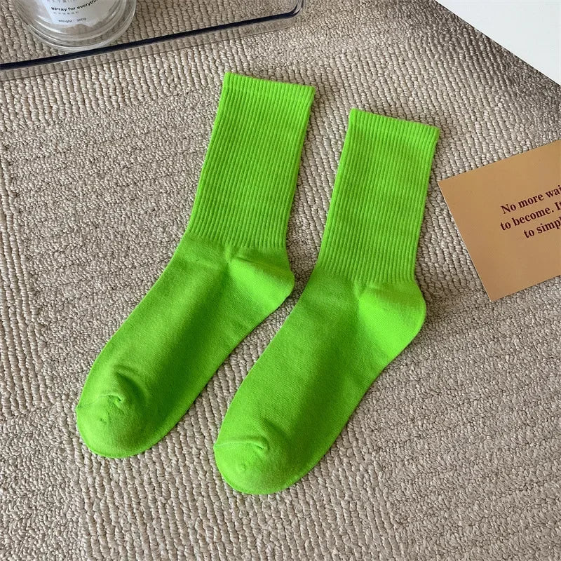 33 Farben Sommer Baumwolle Weiche Socken Fröhlich Bunte Damen Mid-Tube Strümpfe Modetrend Rot Grün Knöchelsocken Herbst Strumpfwaren
