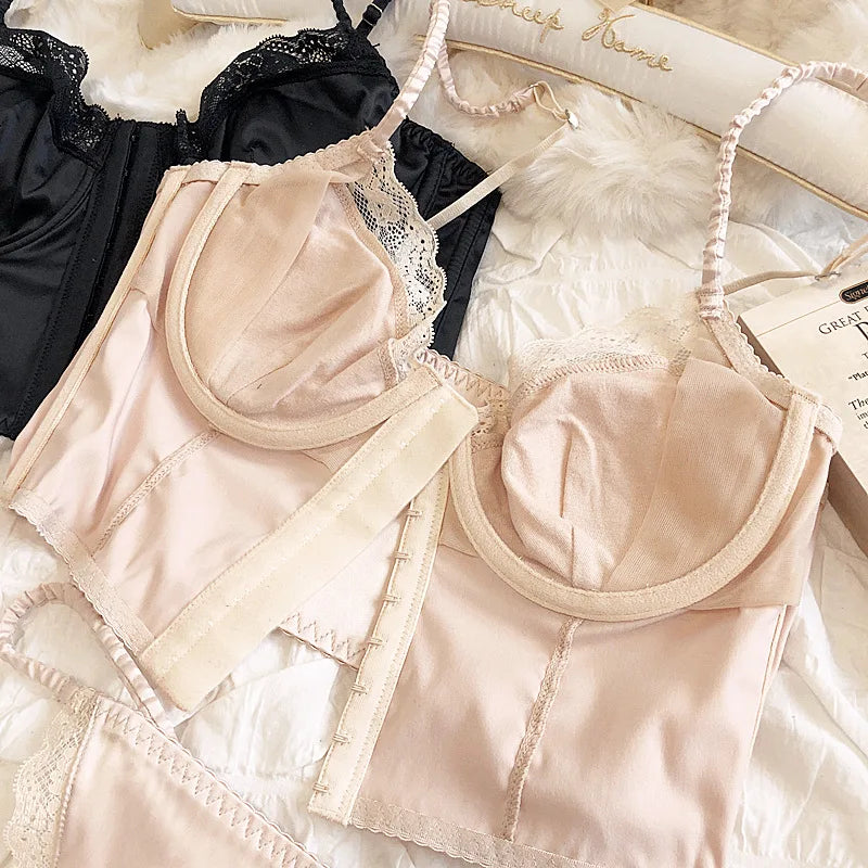 Sommer Damen Dessous Set Französisches Sexy Spitzen-Ultra-Dünn-BH-Set Seidenstoff Komfort Verstellbare Träger Bralette Strings Unterwäsche-Set