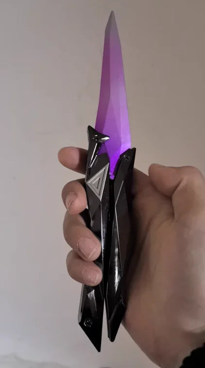 Taktischer Shooter faltbares Schmetterlingsmesser – 3D graviertes Sammlerstück tragbares Nahkampf-Ausrüstungsstück für Cosplay/Gaming-Zubehör Geschenke