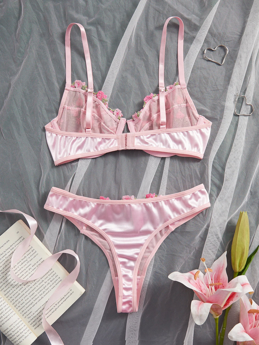 Rosa floral besticktes Dessous-Set 2-teilig mit Bügel, halbtransparent, Verschluss vorne, doppelter Haken hinten, sexy Unterwäsche für romantische Anlässe
