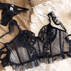 Heißer Verkauf Französisches sexy Dessous-Set für Damen, ultradünner transparenter BH und Höschen-Set, besticktes Spitzen-Form-Camisole-Unterwäsche-Set