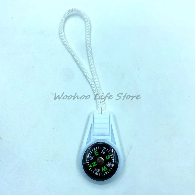 Mini Taktischer Kompass Schlüsselanhänger Outdoor Survival Tool für Camping, Wandern, Abenteuer - Taschennavigator für Jagd & Klettern