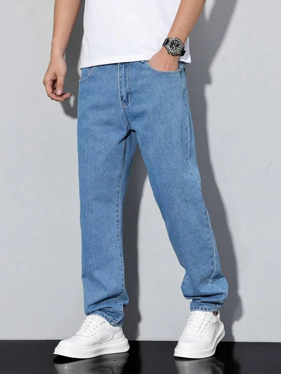 Herren Skinny Jeans mit geradem Bein, gerades und schlichtes Design, geeignet für den Alltag zu allen Jahreszeiten Zweitbild