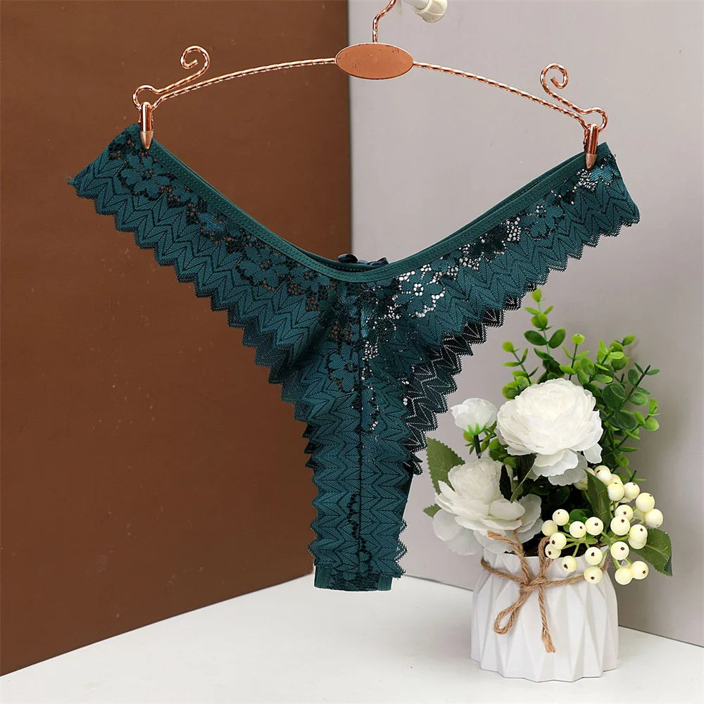Mid Waist Sexy Transparent Lace Thong Women's Plus Size Underwear Hollow Out G-string Plus Size S/M/L