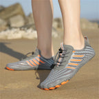 Unisex-Schnelltrocknende Wasserschuhe Herren Damen Bunte Strand-Schwimm-Surf-Wasserschuhe Paar Barfuß-Upstream-Sneaker