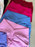 Damen Scrunch Shorts nahtlos V-Rücken Scrunch Booty Shorts Fitness Workout Laufen Yoga Gym Shorts