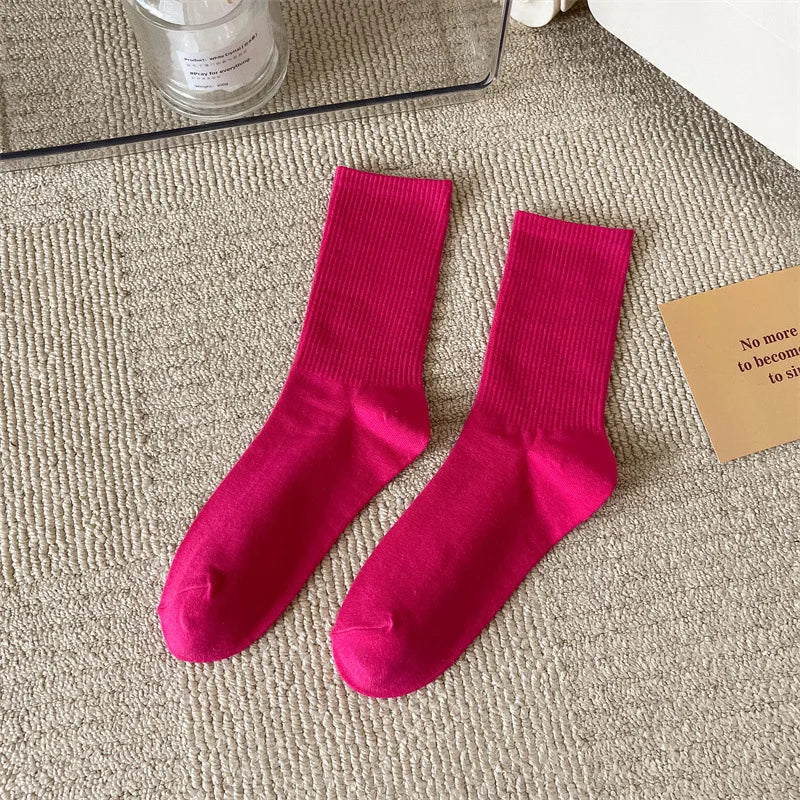 33 Farben Sommer Baumwolle Weiche Socken Fröhlich Bunte Damen Mid-Tube Strümpfe Modetrend Rot Grün Knöchelsocken Herbst Strumpfwaren