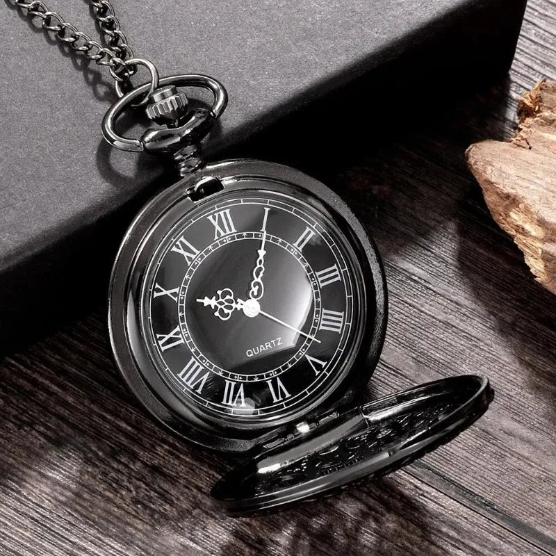 1pc Black Retro Hollow Gear Carved Quartz Pocket Watch Necklace Pendant Clock Chain Men Women Memorial Gift Hauptbild
