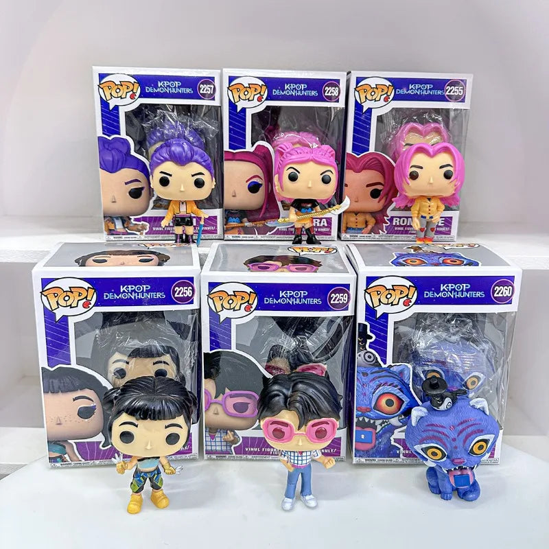 Funko POP KPOP Hexenjäger-Gruppe Trendiges Handheld-Büroperipherie-Spielzeug-Cartoon-Modell-Ornamente Jungen-Geburtstagsgeschenk
