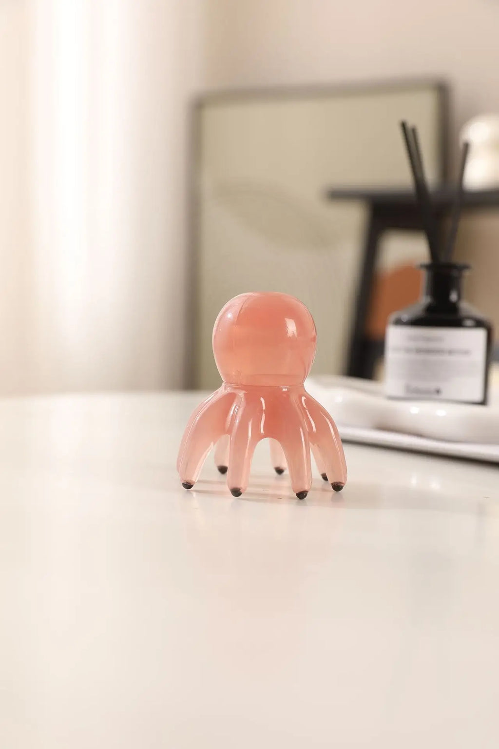 Resin Octopus Massage Comb Head Meridian Scraping Scalp Massage Brush Acupuncture SPA Gua Sha Massage Comb Fatigue Relief