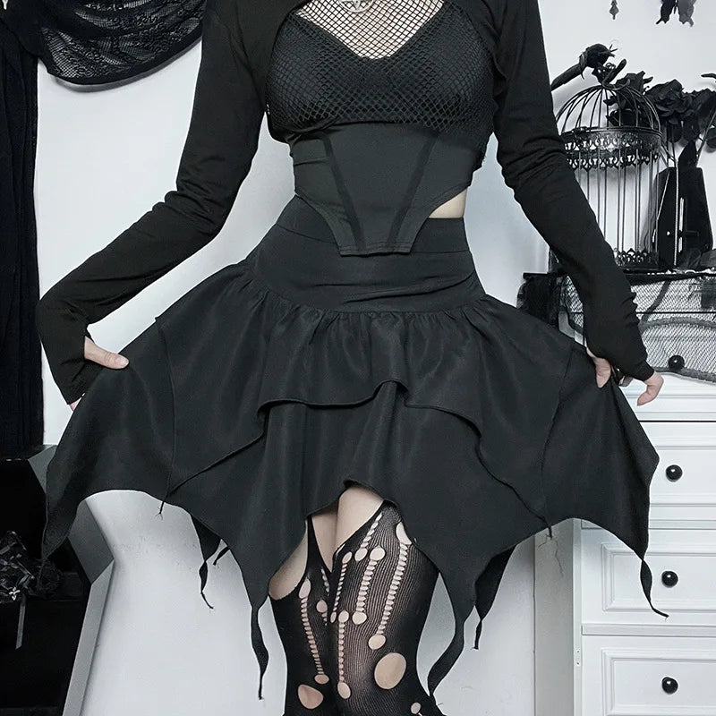 Sommer-Fashion Kurze Röcke Neue sexy Damen Gothic Punk Irreguläre Röcke Einfarbig Tunnelzug zum Binden Geraffte Rüschen Minirock