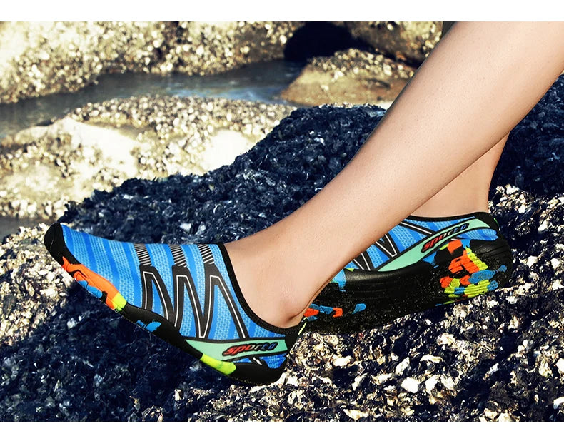 Aqua Schuhe Schnelltrocknende Strandschuhe Wasserschuhe Unisex Schwimm-Aqua-Slipper Barfuß-Surf-Fluss-Turnschuhe Leichte Strand-Sommer-Schuhe