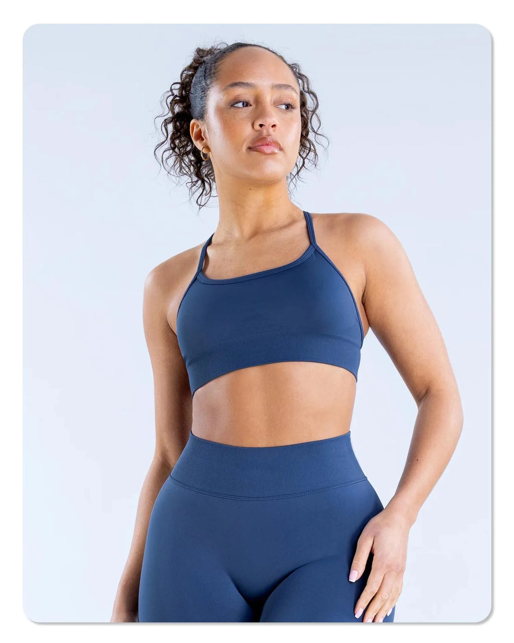 AYBL Yoga Set Nahtloses Yoga-Set 2-teilig Damen Workout Set Scrunch Leggings Rückenfreier Sport-BH Fitness-Top Gym-Hose Kleidung