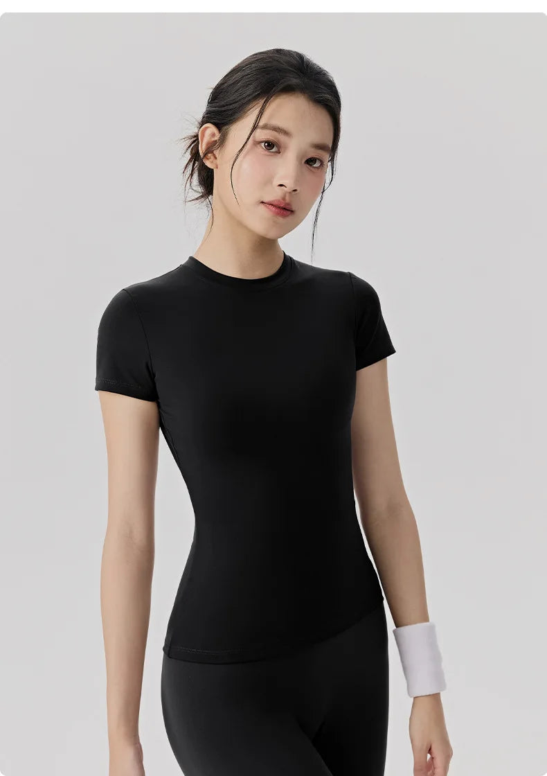 Frühlings- und Sommer-Yoga-Kleidung, kurzärmlig, nackt, eng anliegend, Fitness-Kleidung für Damen, Outdoor-Laufen, Training, Sport-T-Shirt