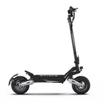 T10 Tragbarer E-Scooter 900W Spitzenleistung 48V 13.5/18 Ah Akku Elektroroller für Erwachsene 11 Zoll Offroad-Reifen Elektroroller