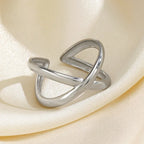 LATS Edelstahl Goldfarbene Ringe für Damen und Herren 2024 Farbecht Beliebte Party Personalisierte Überzogene Charms Schmuck Geschenke