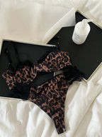 Französisches Unterwäsche-Set Leopard Sexy Stahlring-Spitze Triangel-BH-Slip-Anzüge Vintage Fashion Push-Up-Dessous Ins Bodycon