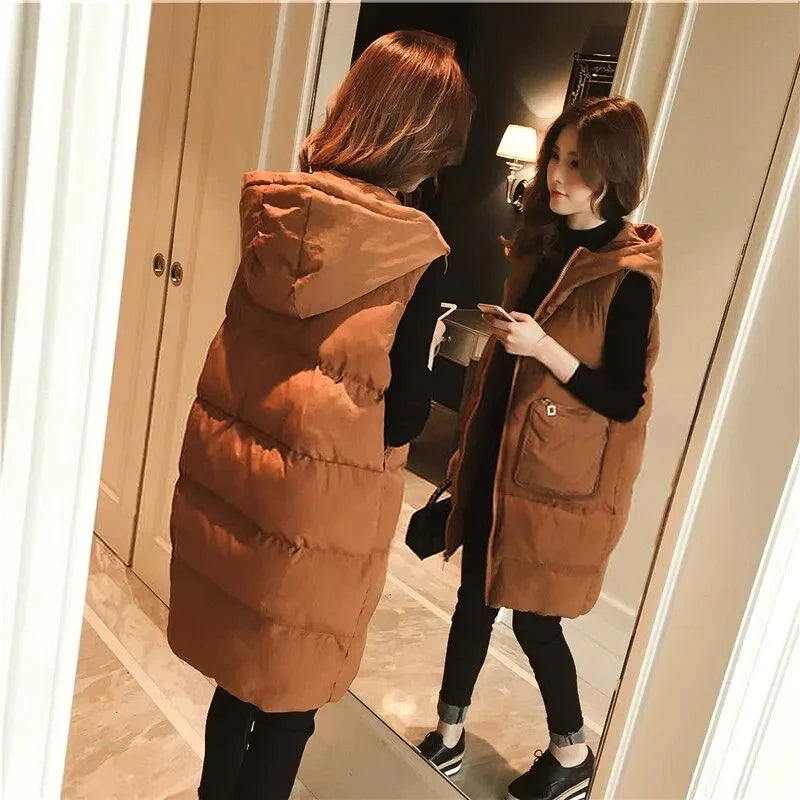 2026 New Winter Sleeveless Tank Top Women Down Jacket Puffer Parkas Hooded Padded Vests Loose Fit Female Fashion Casual Outwear