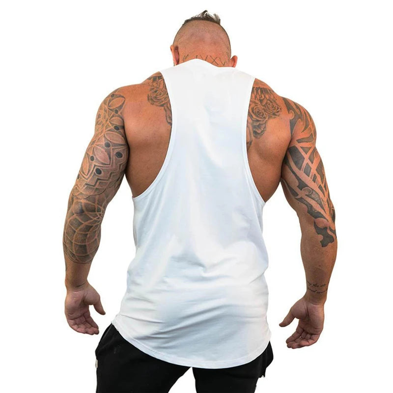 Sommer Bodybuilding Tanktops Workout Stringer Ärmellose Shirts Fitness Herren Gym Kleidung Baumwolle Atmungsaktive Sport Muskelwesten