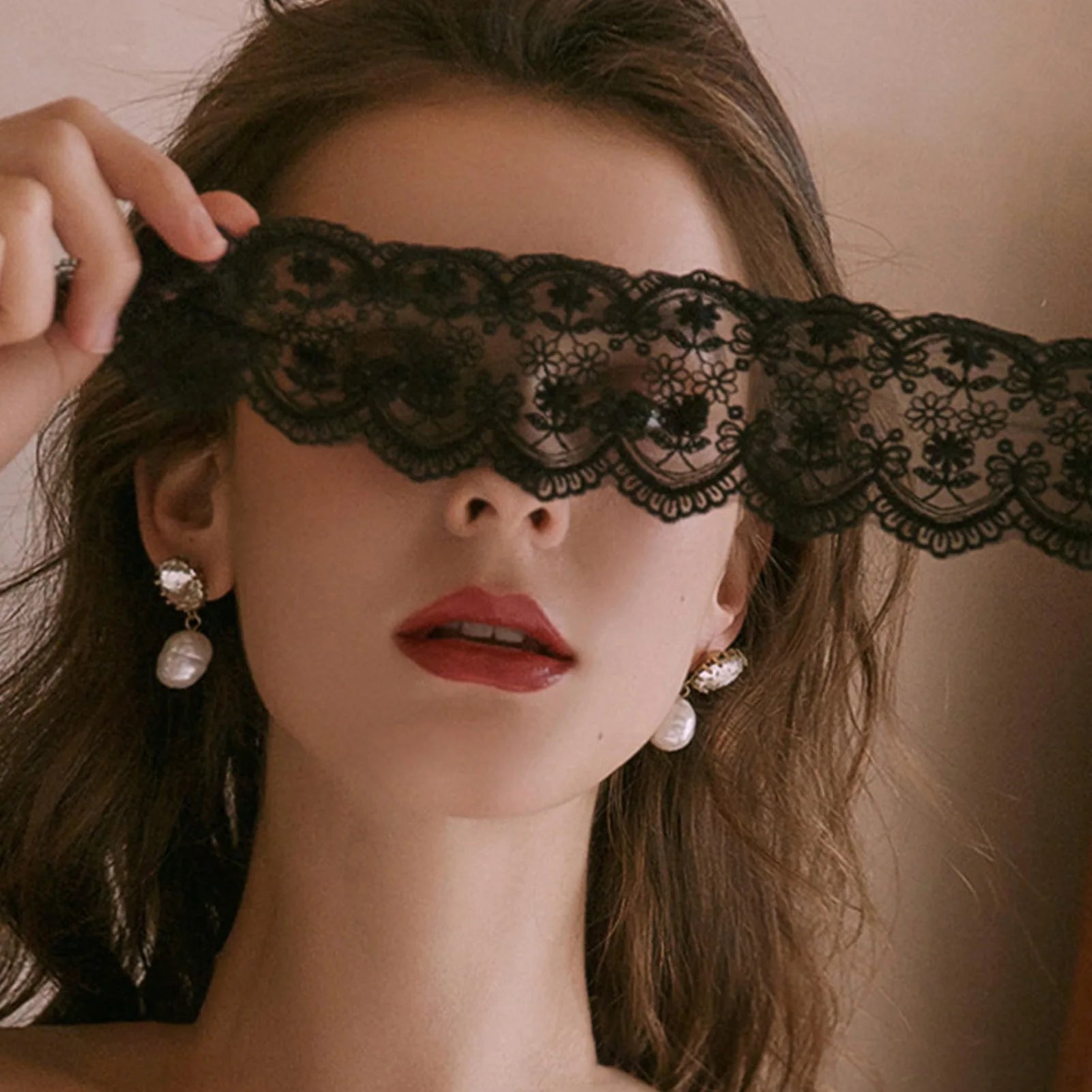 Damen Karnevalsmaske Hohle Spitze Maskerade Gesichtsmaske Prinzessin Abschlussball Party Requisiten Schwarze Augenmaske Halloween Kostüm für Frauen