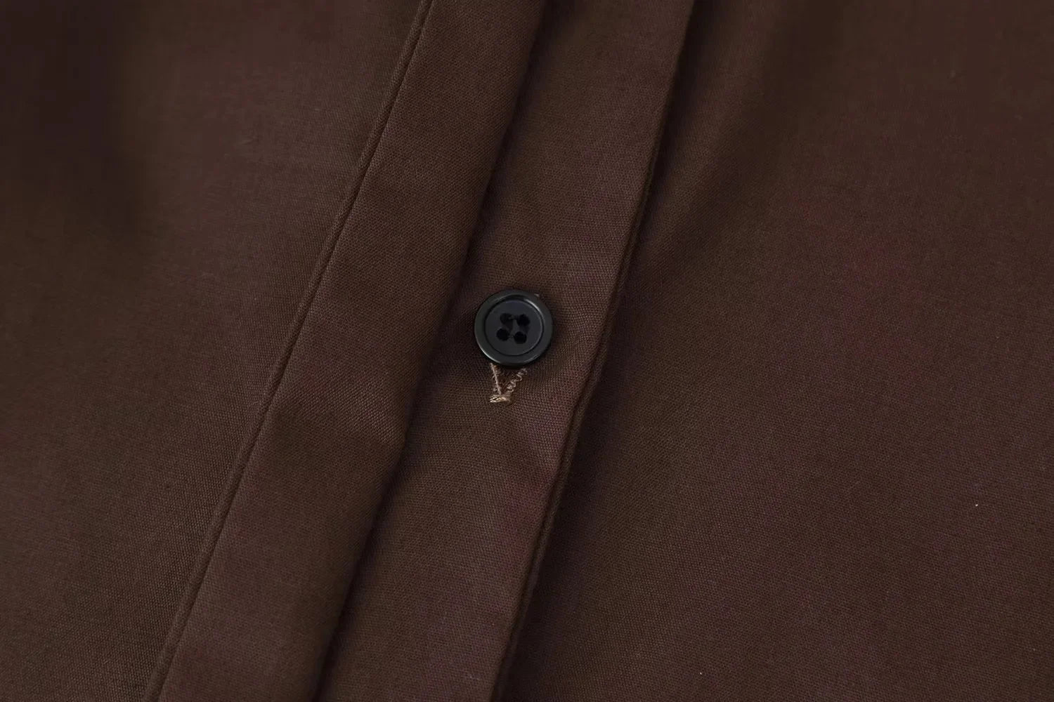 KONDALA 2026 Frühling Sommer Vintage Damenkleid Mode Einreihig Schärpen Drapierter V-Ausschnitt Ärmellos Schicke Braune Damenkleider