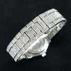 Elegante Diamantenuhren Damen Mode Silber Rund Edelstahl Quarzuhr Iced Out Glänzend Wasserdichte Uhr Geschenk für Frauen