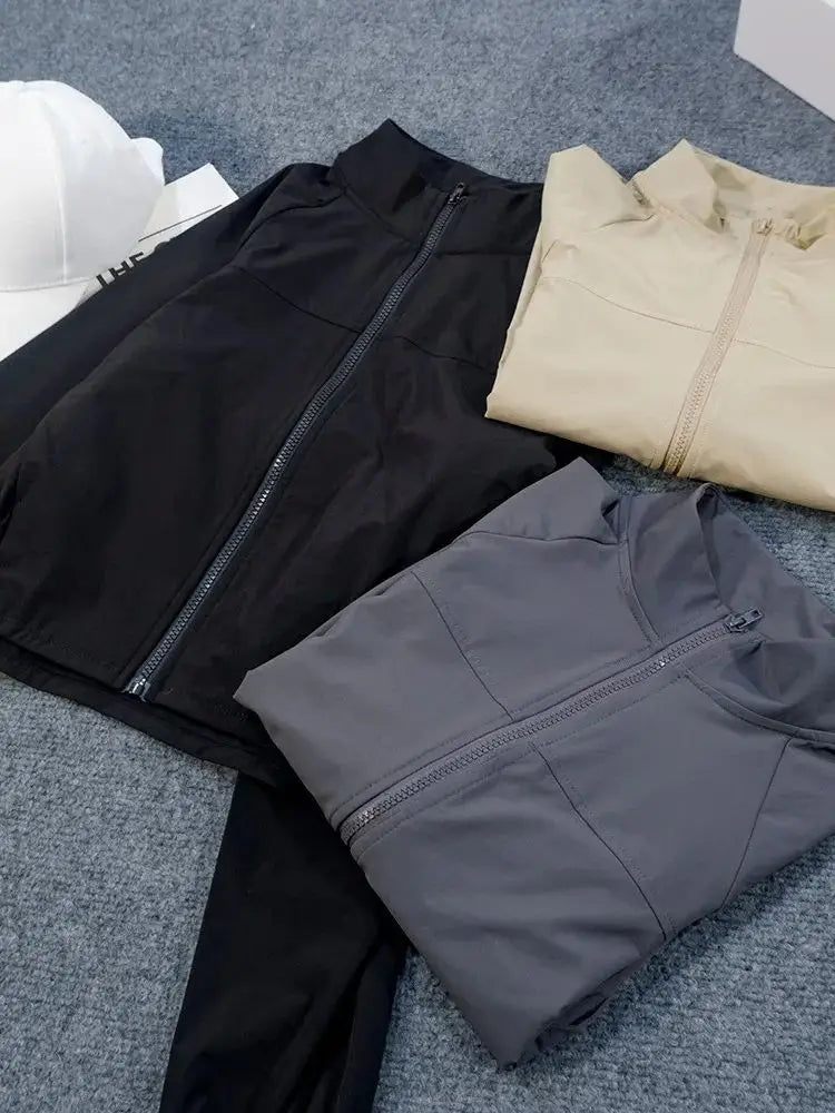 Yoga-Kleidung Amerikanischer Stil Sport Winddichte Stehkragen Sonnenschutzjacke Atmungsaktives Oberteil Outdoor Schnelltrocknend Kurzer Reißverschluss Damen