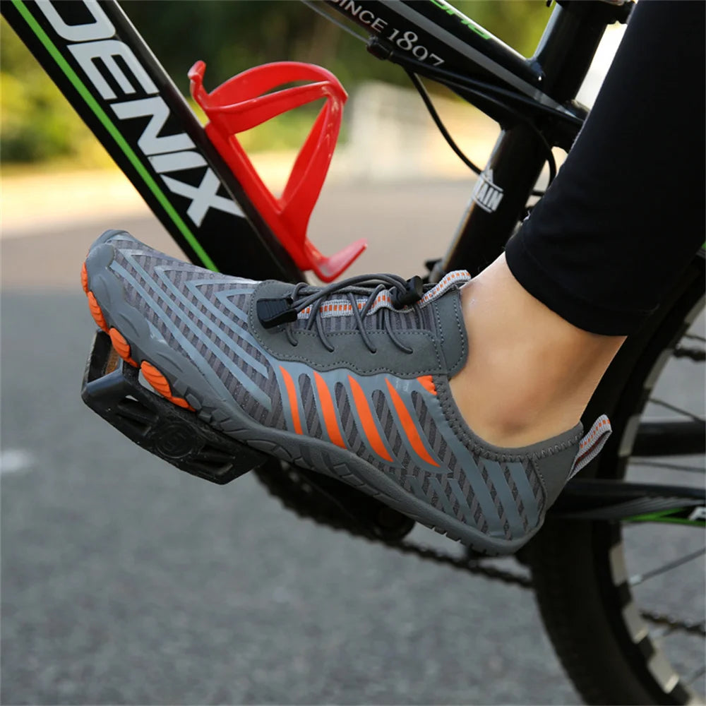 Unisex-Schnelltrocknende Wasserschuhe Herren Damen Bunte Strand-Schwimm-Surf-Wasserschuhe Paar Barfuß-Upstream-Sneaker