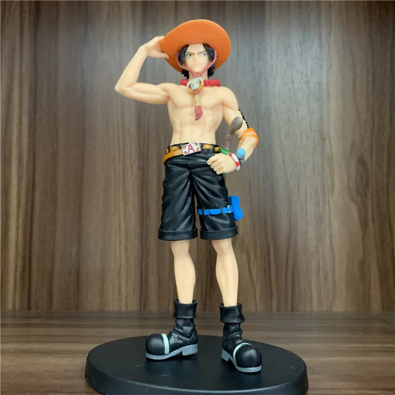 Neue One Piece Figur Ninja Nami PVC Figuren OP Tama Luffy Yamato Kaidou Zoro Sanji Usopp Law Newgate Modell Geschenk Spielzeug
