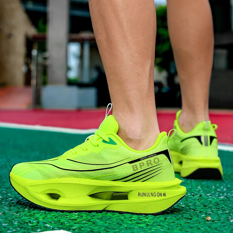 Herren-Freizeitschuh, bequem und modisch, für das Straßenlaufen, stabile Inversion, Sport und Outdoor, Schnürverschluss, Low-Top-Stil, Obermaterial aus Stoff und bequeme Einlegesohlen, rutschfeste, verschleißfeste Sohlen, geometrische Muster, passend
