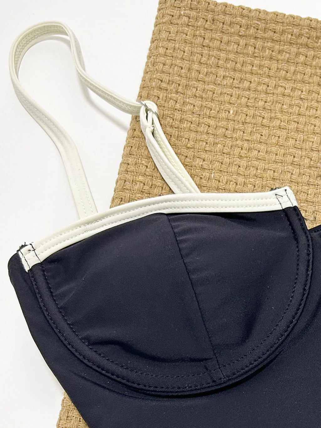 2024 Neu Schwarz-Weiß Kontrastfarbe Einteiliger Badeanzug Für Damen Push Up Bademode Bodysuit Monokini Badeanzug Strandmode