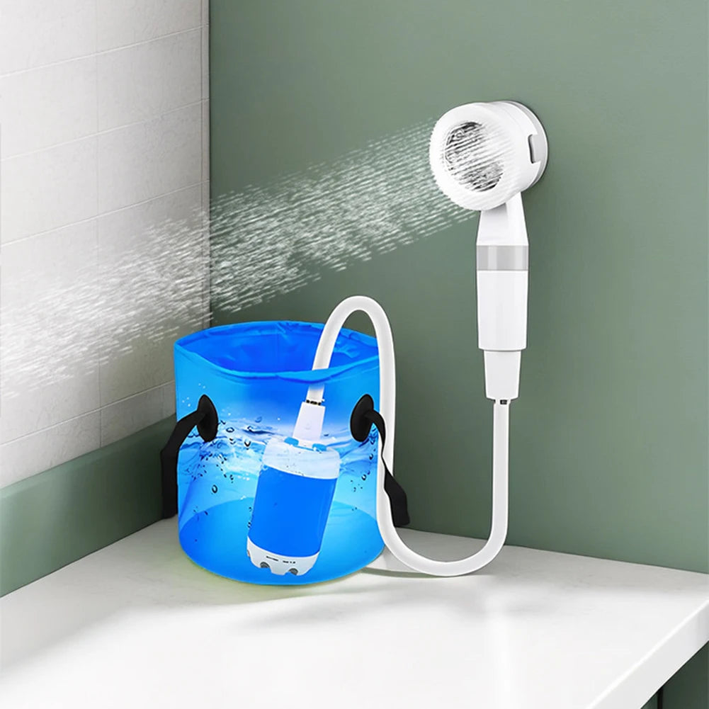 Tragbare Campingdusche mit Digitalanzeige 4000mAh Verbesserte wiederaufladbare elektrische Duschpumpe Camping Strand Wohnheim