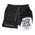 Herren-2-in-1-Lauf-Workout-Shorts mit Druck, Christian Gym Athletic Performance Shorts mit Handytasche und Handtuchschlaufe, Activewear