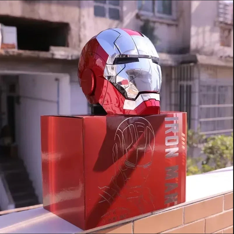 Neuer AutoKing 1:1 Mk5 Iron Man Helm Cosplay Sprachsteuerung Augen mit Licht Modell Spielzeug für Erwachsene Elektrisch tragbar Weihnachtsgeschenk