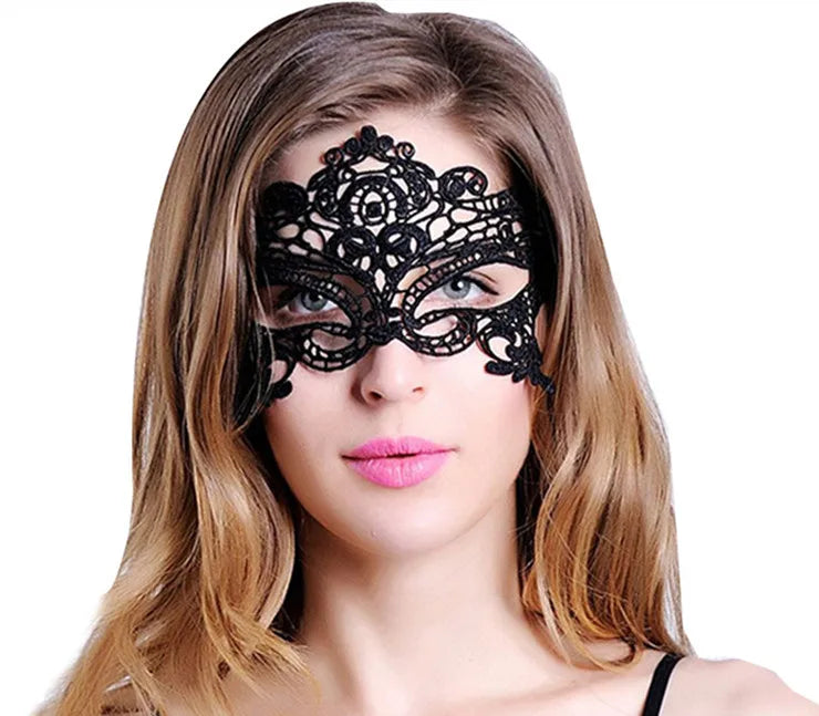 Damen Karnevalsmaske Hohle Spitze Maskerade Gesichtsmaske Prinzessin Abschlussball Party Requisiten Schwarze Augenmaske Halloween Kostüm für Frauen