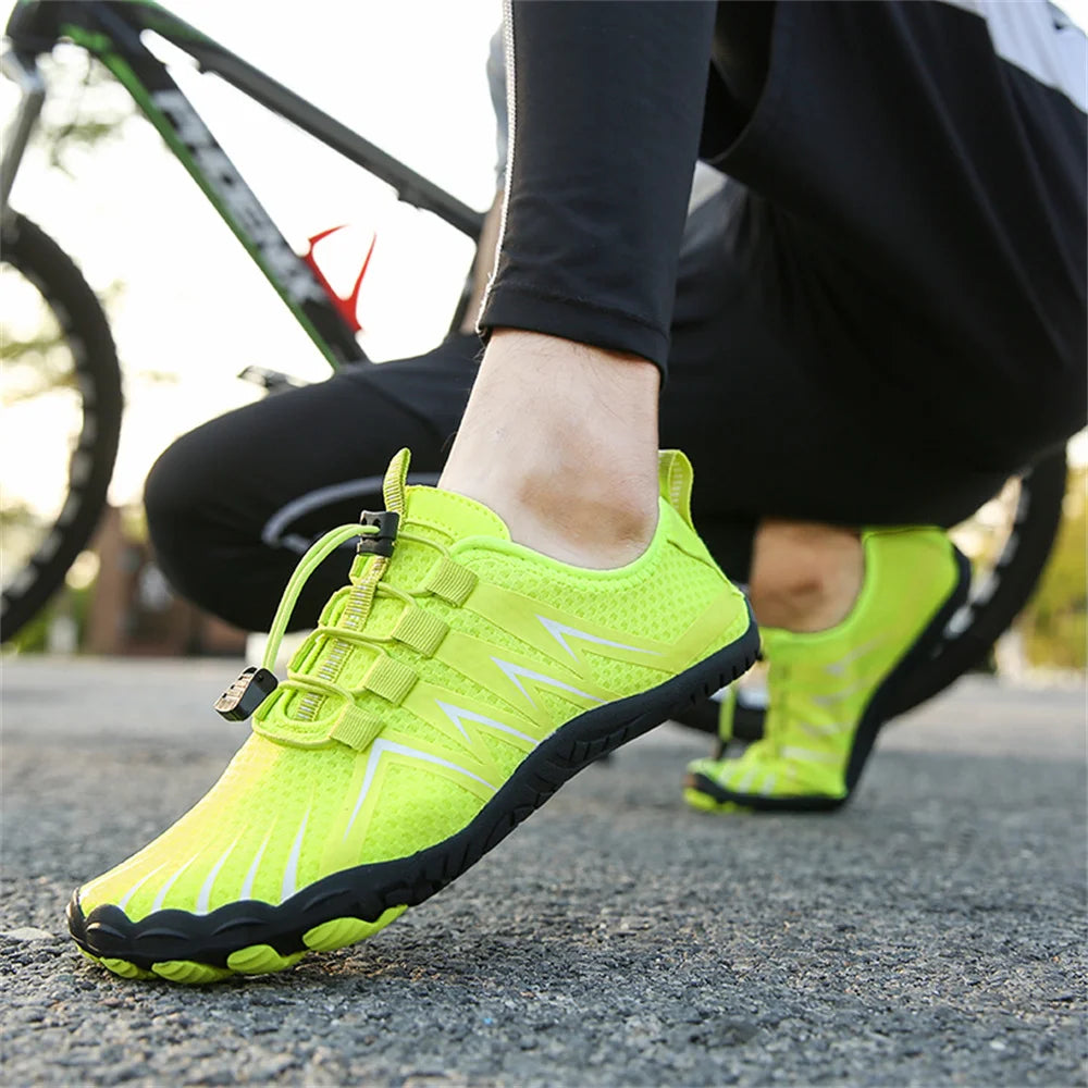 Unisex-Schnelltrocknende Wasserschuhe Herren Damen Bunte Strand-Schwimm-Surf-Wasserschuhe Paar Barfuß-Upstream-Sneaker
