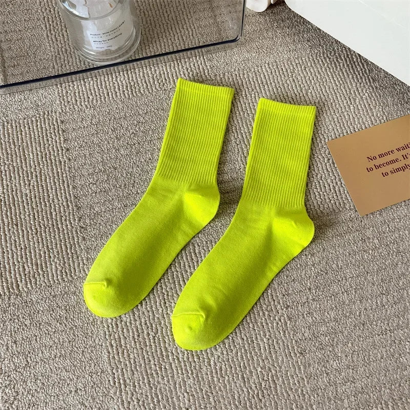 33 Farben Sommer Baumwolle Weiche Socken Fröhlich Bunte Damen Mid-Tube Strümpfe Modetrend Rot Grün Knöchelsocken Herbst Strumpfwaren